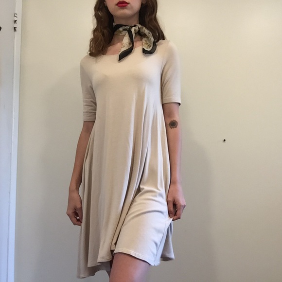 F21 flowy t-shirt dress - Picture 1 of 6